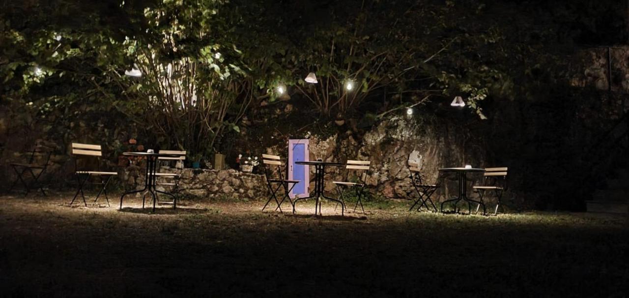 Refugio Del Cares
